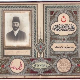 Fotoğraf 1. Meclis-i Mebusan’da Bursa’yı temsil ettiği günlerdeki kartı
